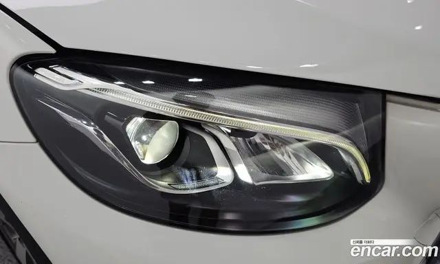 Mercedes-Benz GLC-Class 2019 2.0 автомат (гидро), миниатюра 8