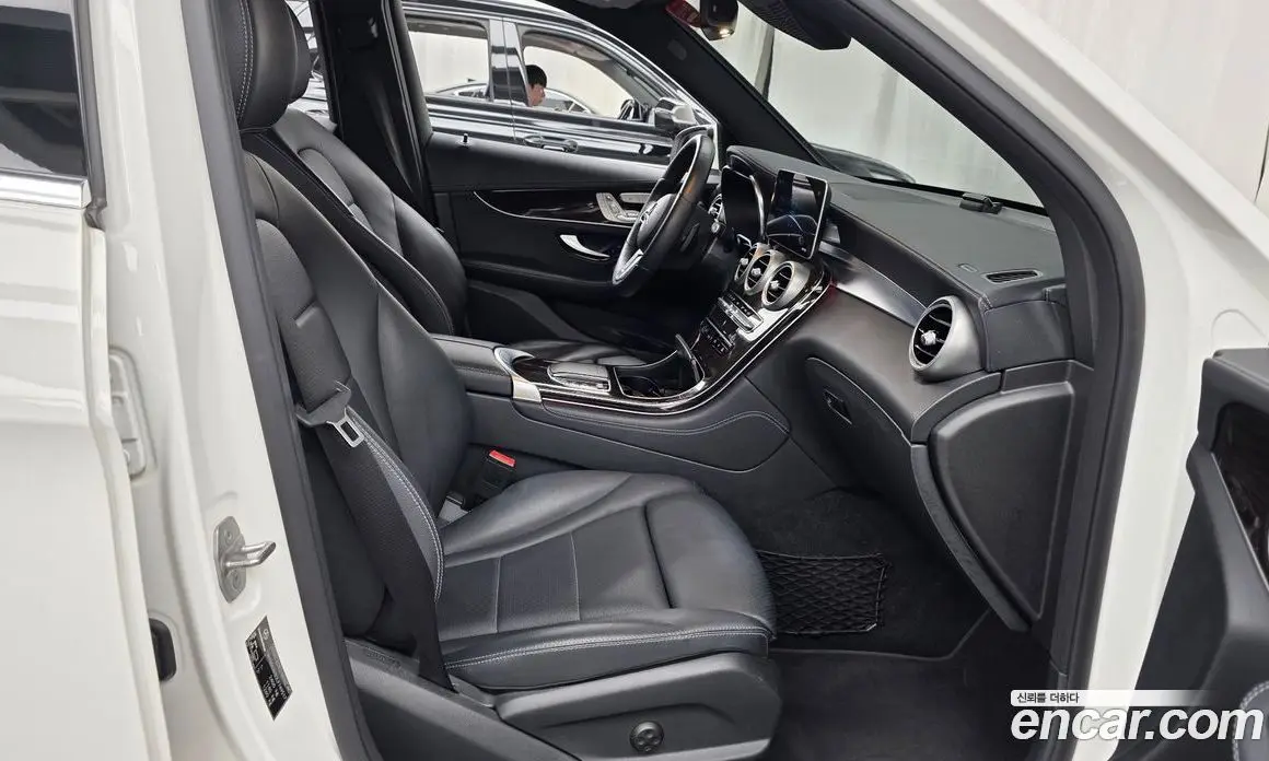 Mercedes-Benz GLC-Class 2020 2.0 автомат (гидро), фото 16