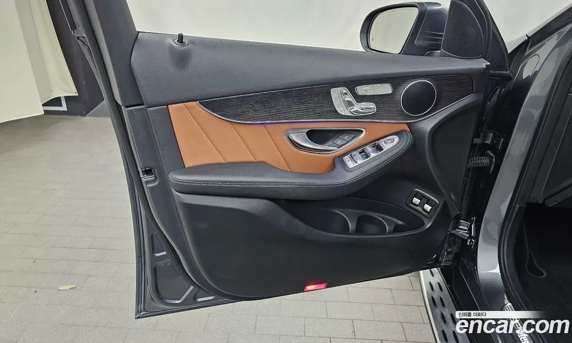 Mercedes-Benz GLC-Class 2021 2.0 автомат (гидро), фото 13