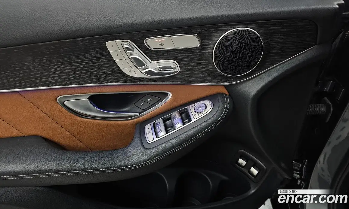 Mercedes-Benz GLC-Class 2021 2.0 автомат (гидро), фото 26