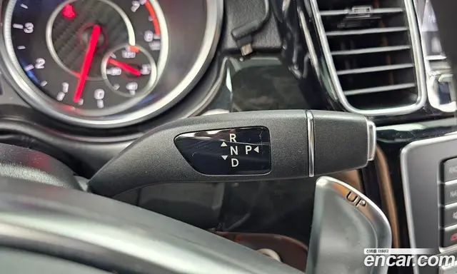 Mercedes-Benz GLE-Class 2017 5.5 автомат (гидро), миниатюра 12