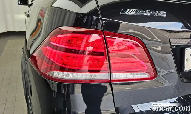 Mercedes-Benz GLE-Class 2017 5.5 автомат (гидро), миниатюра 9
