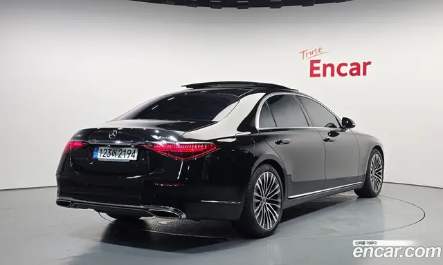 Mercedes-Benz S-Class 2021 4.0 автомат (гидро), миниатюра 2