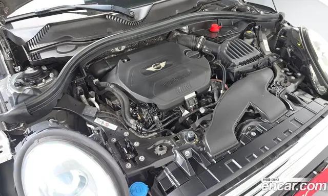 Mini Clubman 2016 2.0 автомат (гидро), миниатюра 6 Mini Clubman 2016 2.0 автомат (гидро), миниатюра 6