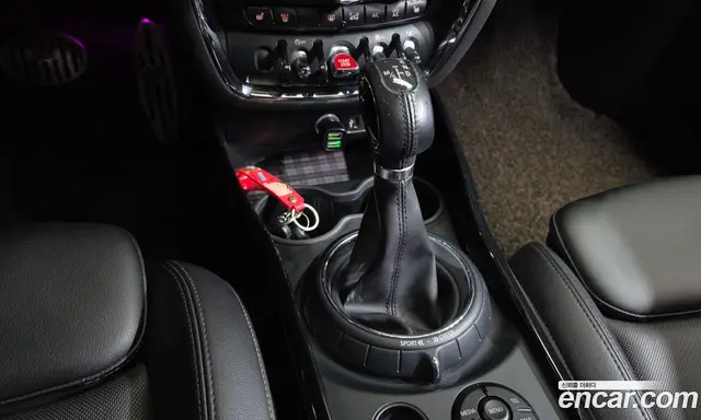 Mini Clubman 2016 2.0 автомат (гидро), миниатюра 9 Mini Clubman 2016 2.0 автомат (гидро), миниатюра 9