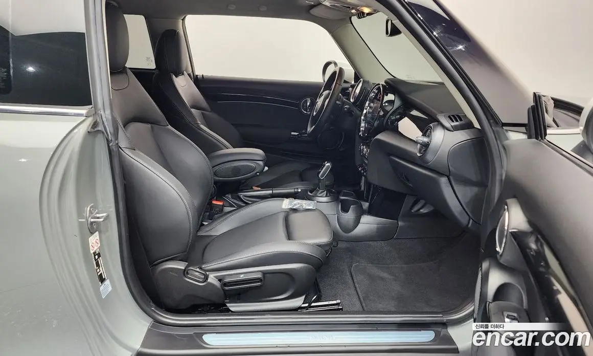 Mini Cooper 2022 1.5 автомат (гидро), фото 11