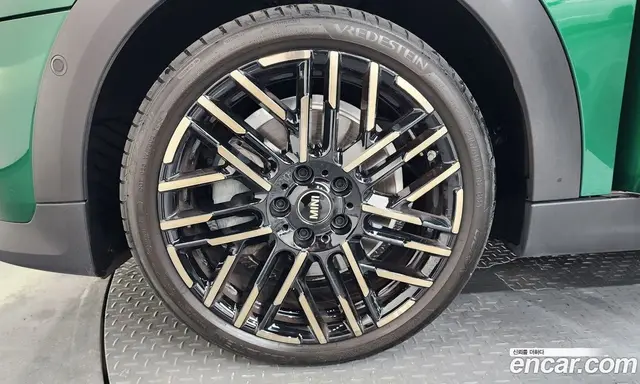Mini Cooper 2025 2.0 автомат (гидро), миниатюра 5