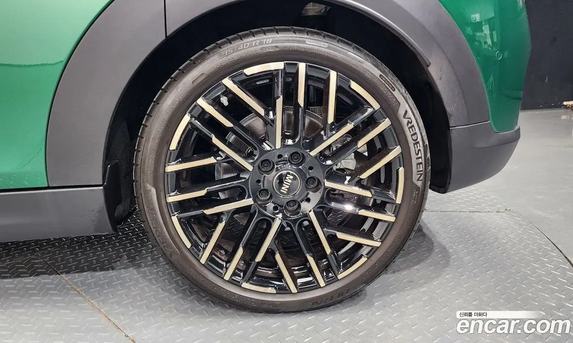 Mini Cooper 2025 2.0 автомат (гидро), фото 7