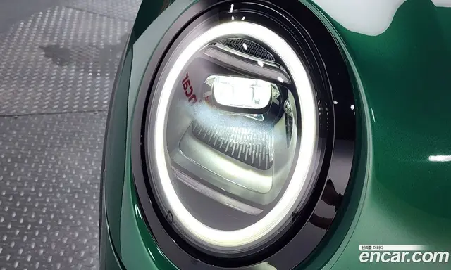 Mini Cooper 2025 2.0 автомат (гидро), миниатюра 8