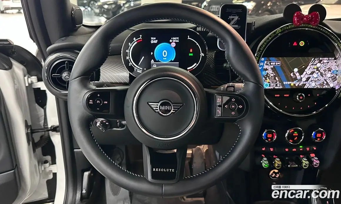 Mini Cooper Convertible 2024 2.0 автомат (гидро), фото 15