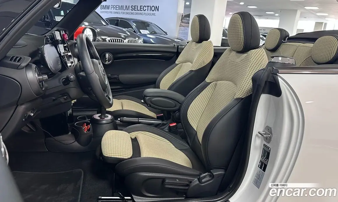 Mini Cooper Convertible 2024 2.0 автомат (гидро), фото 10