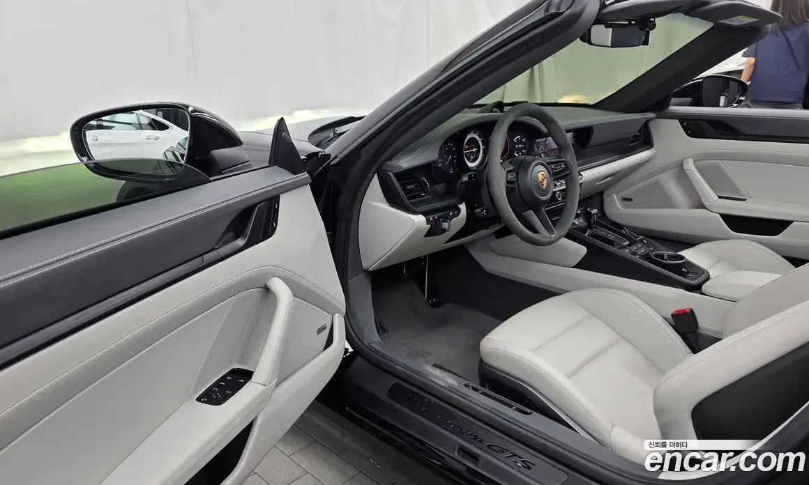 Porsche 911 2023 3.0 автомат (гидро), фото 13