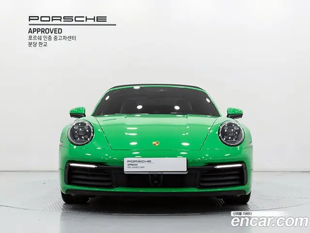 Porsche 911 2023 3.0 автомат (гидро), миниатюра 3