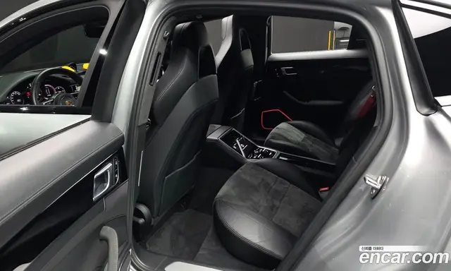 Porsche Panamera 2019 4.0 автомат (гидро), миниатюра 12