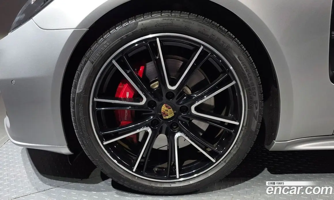 Porsche Panamera 2019 4.0 автомат (гидро), фото 5