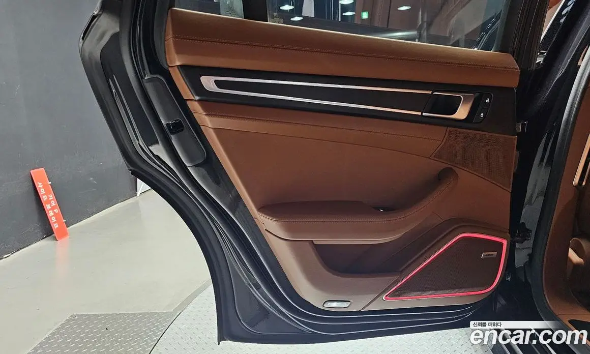 Porsche Panamera 2023 2.9 автомат (гидро), фото 15