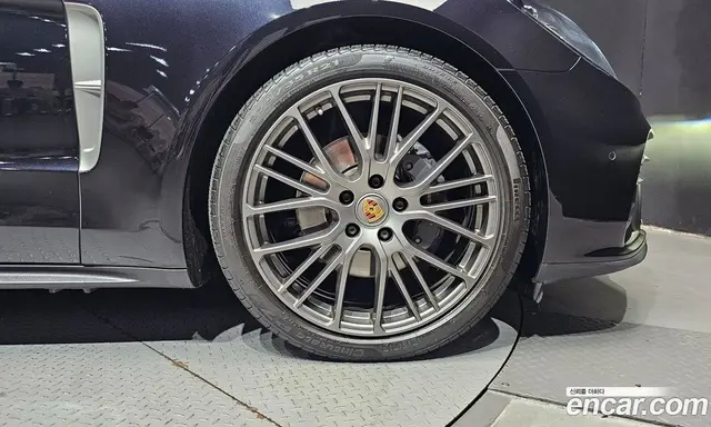 Porsche Panamera 2023 2.9 автомат (гидро), миниатюра 7