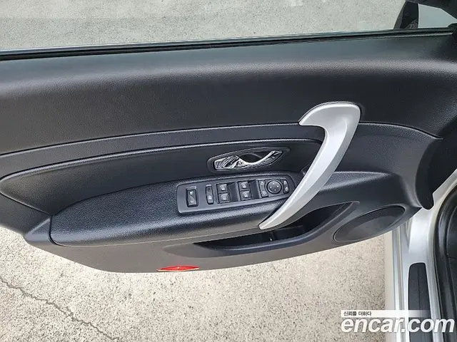 Renault (Samsung) SM5 2014 2.0 автомат (гидро), миниатюра 10 Renault (Samsung) SM5 2014 2.0 автомат (гидро), миниатюра 10
