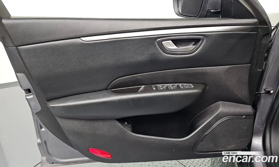 Renault (Samsung) SM6 2017 2.0 автомат (гидро), фото 13