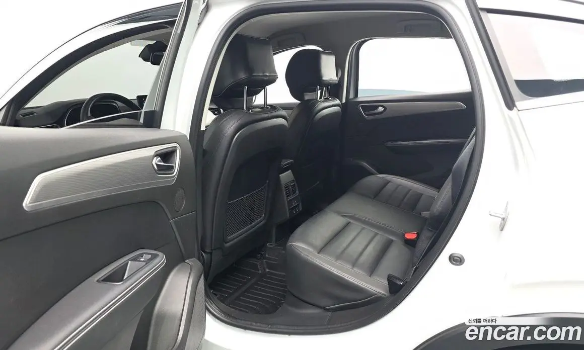 Renault (Samsung) XM3 2023 1.6 автомат (гидро), фото 12