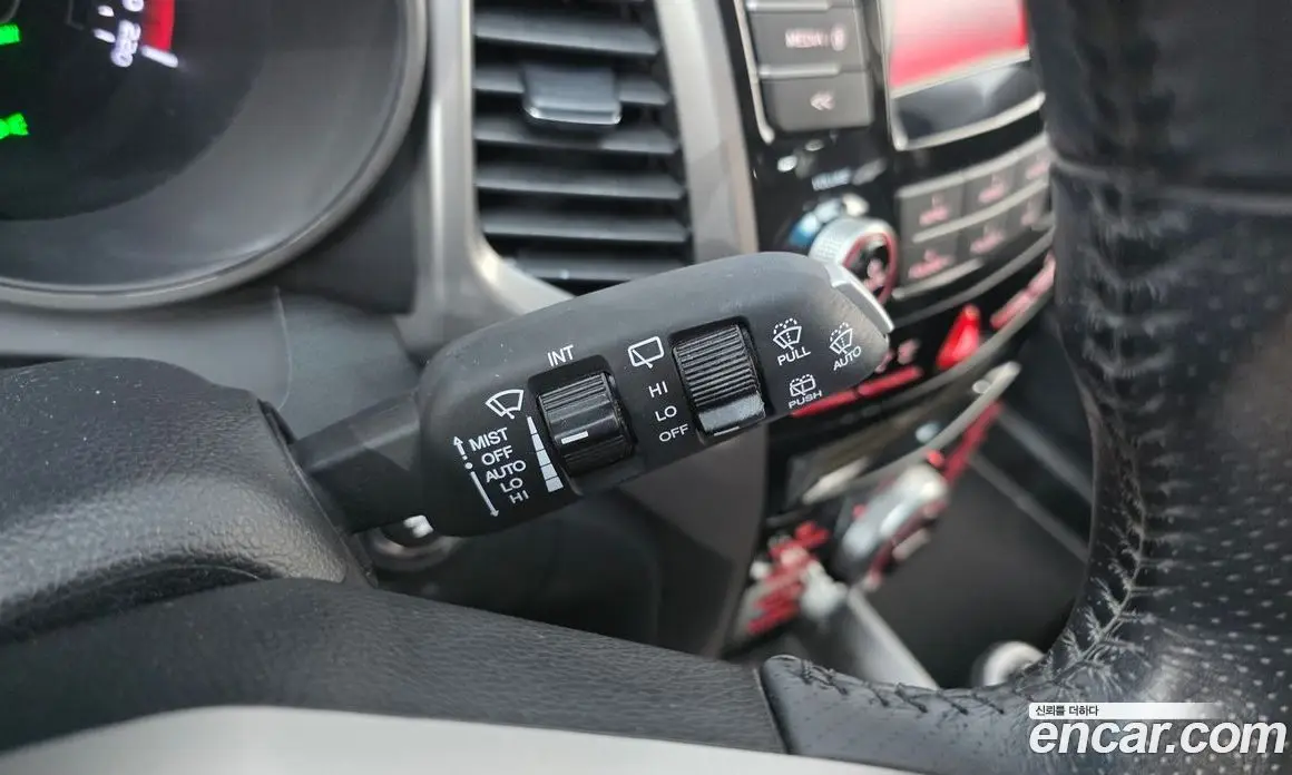 SsangYong TIBOLI 2015 1.6 автомат (гидро), фото 17