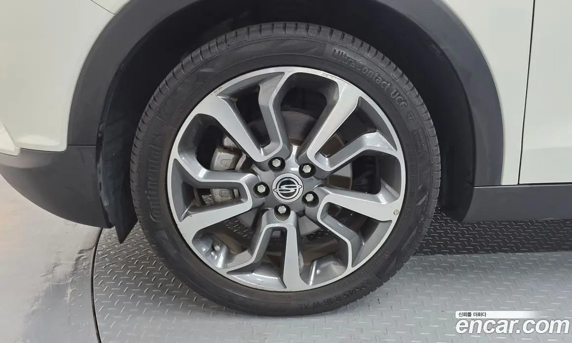 SsangYong TIBOLI 2015 1.6 автомат (гидро), фото 5