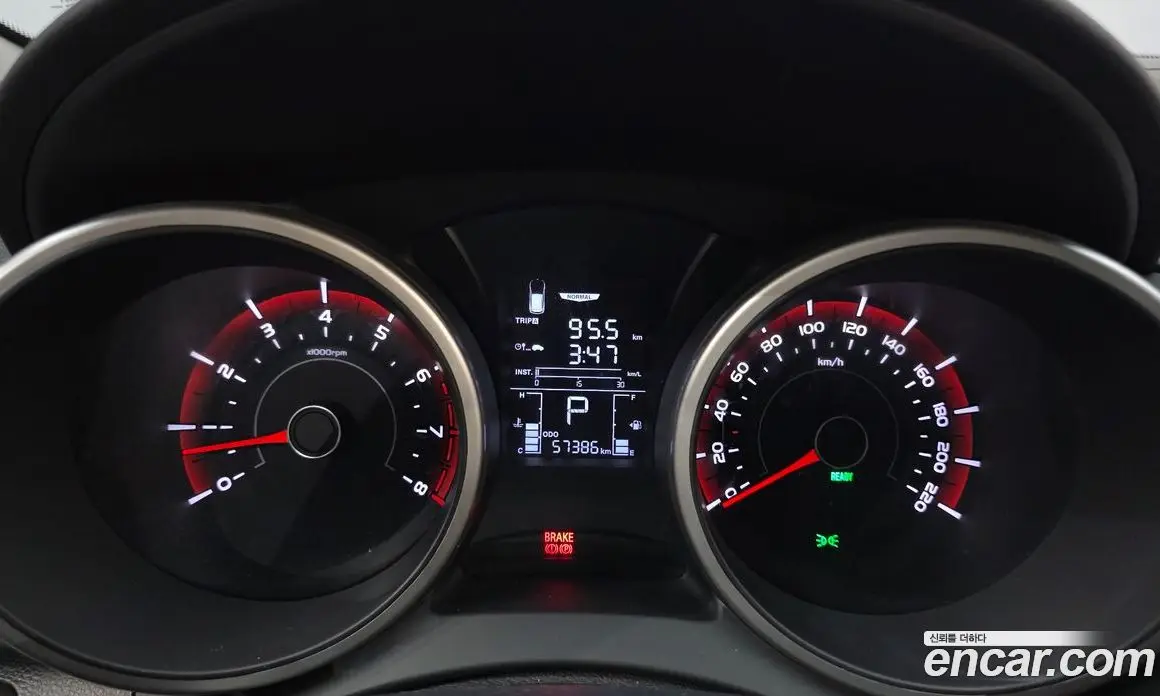 SsangYong TIBOLI 2015 1.6 автомат (гидро), фото 8