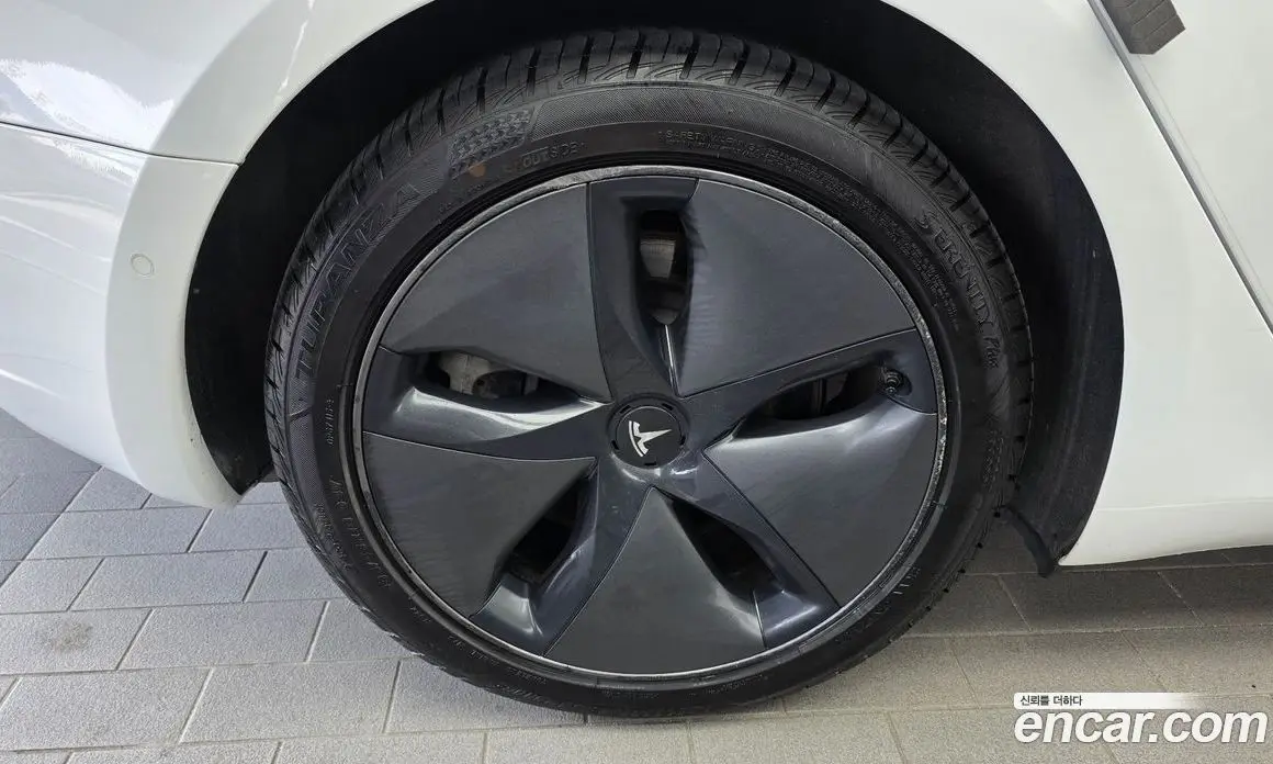 Tesla Model 3 2020 0.1 автомат (гидро), фото 5