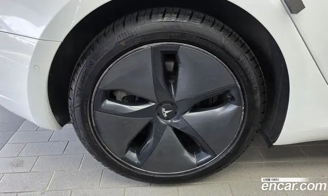 Tesla Model 3 2020 0.1 автомат (гидро), миниатюра 5