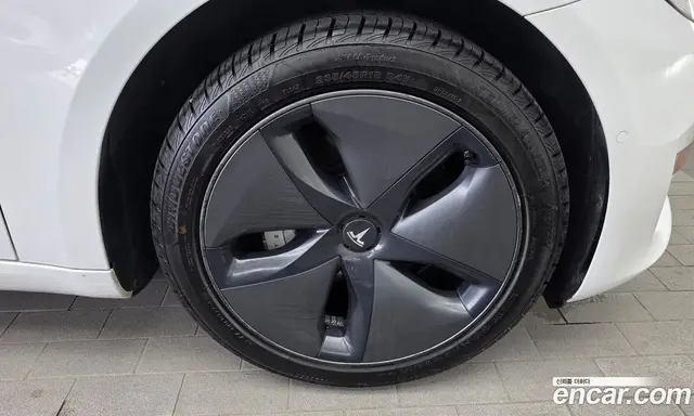 Tesla Model 3 2020 0.1 автомат (гидро), миниатюра 7