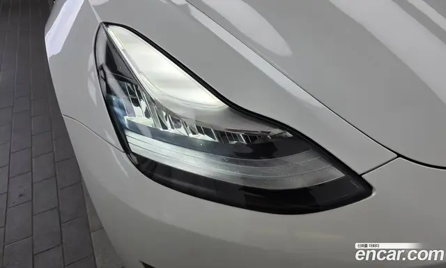 Tesla Model 3 2020 0.1 автомат (гидро), миниатюра 8