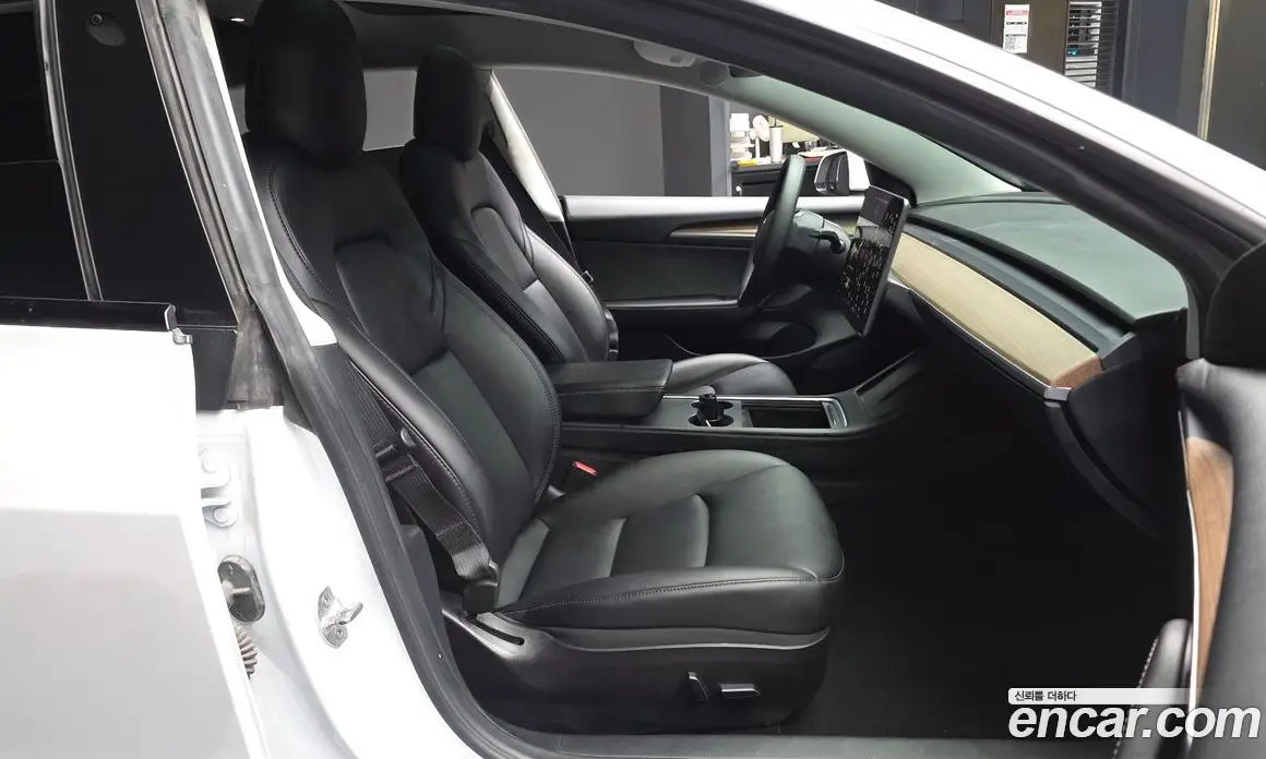 Tesla Model 3 2022 0.2 автомат (гидро), фото 11