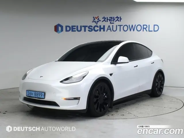 Tesla Model Y, 2022, 63 700 км