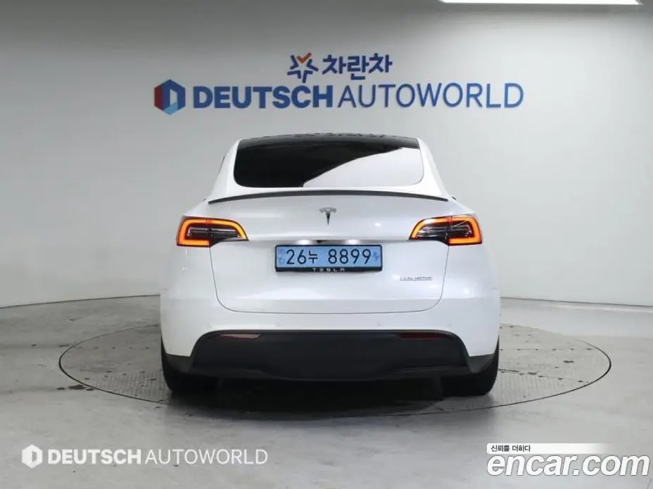 Tesla Model Y 2022 1.0 автомат (гидро), фото 4