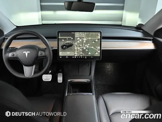 Tesla Model Y 2022 1.0 автомат (гидро), миниатюра 7