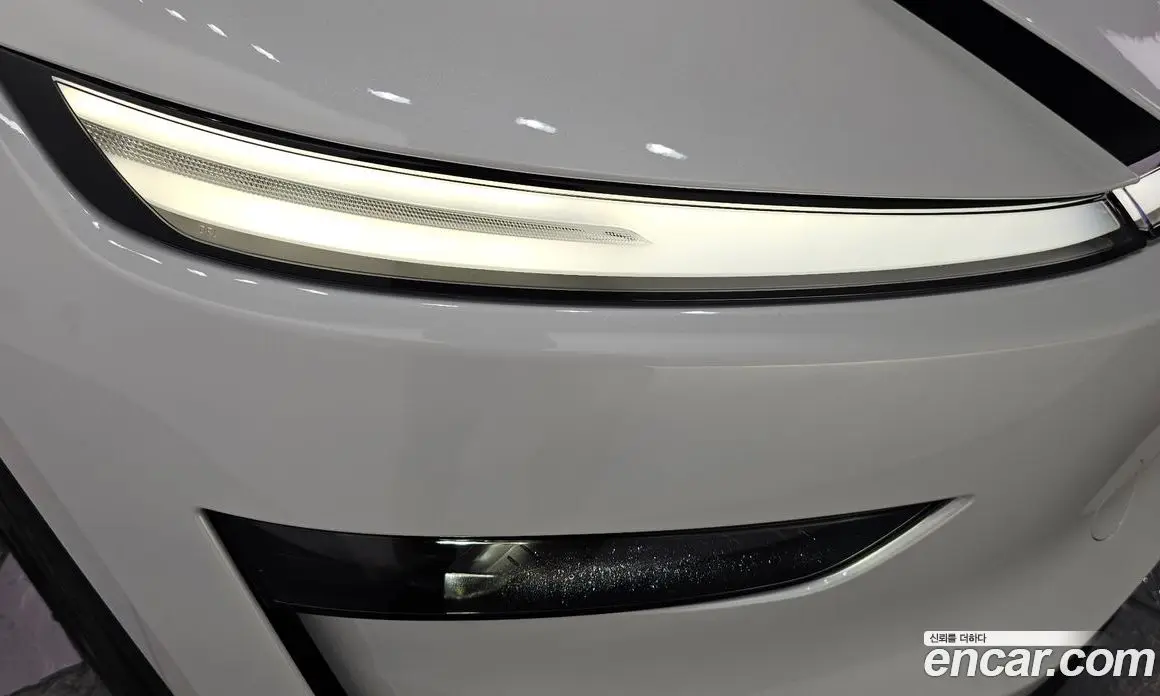 Tesla Model Y 2025 0.2 автомат (гидро), фото 7