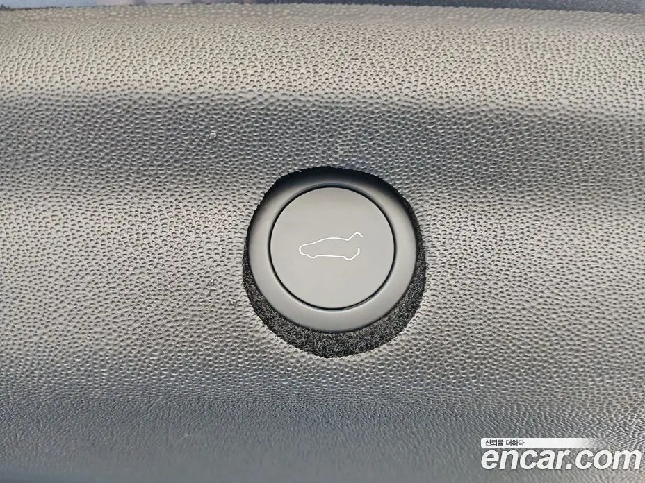 Tesla Model Y 2025 0.2 автомат (гидро), фото 17