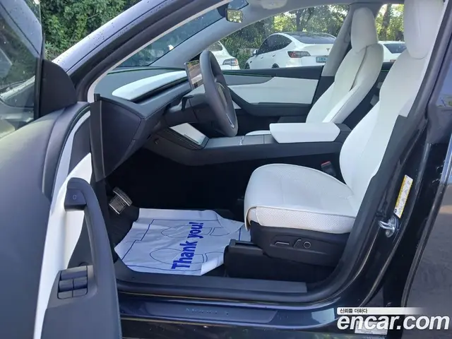 Tesla Model Y 2025 0.2 автомат (гидро), миниатюра 7