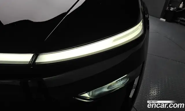 Tesla Model Y 2025 0.2 автомат (гидро), миниатюра 7