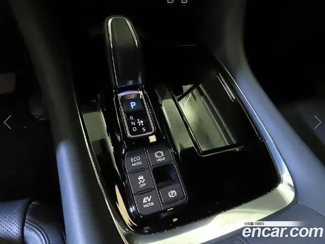 Toyota Alphard 2024 2.5 автомат (гидро), миниатюра 12