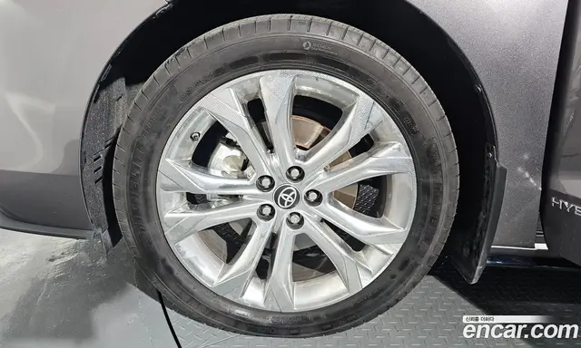 Toyota Sienna 2022 2.5 автомат (гидро), миниатюра 5