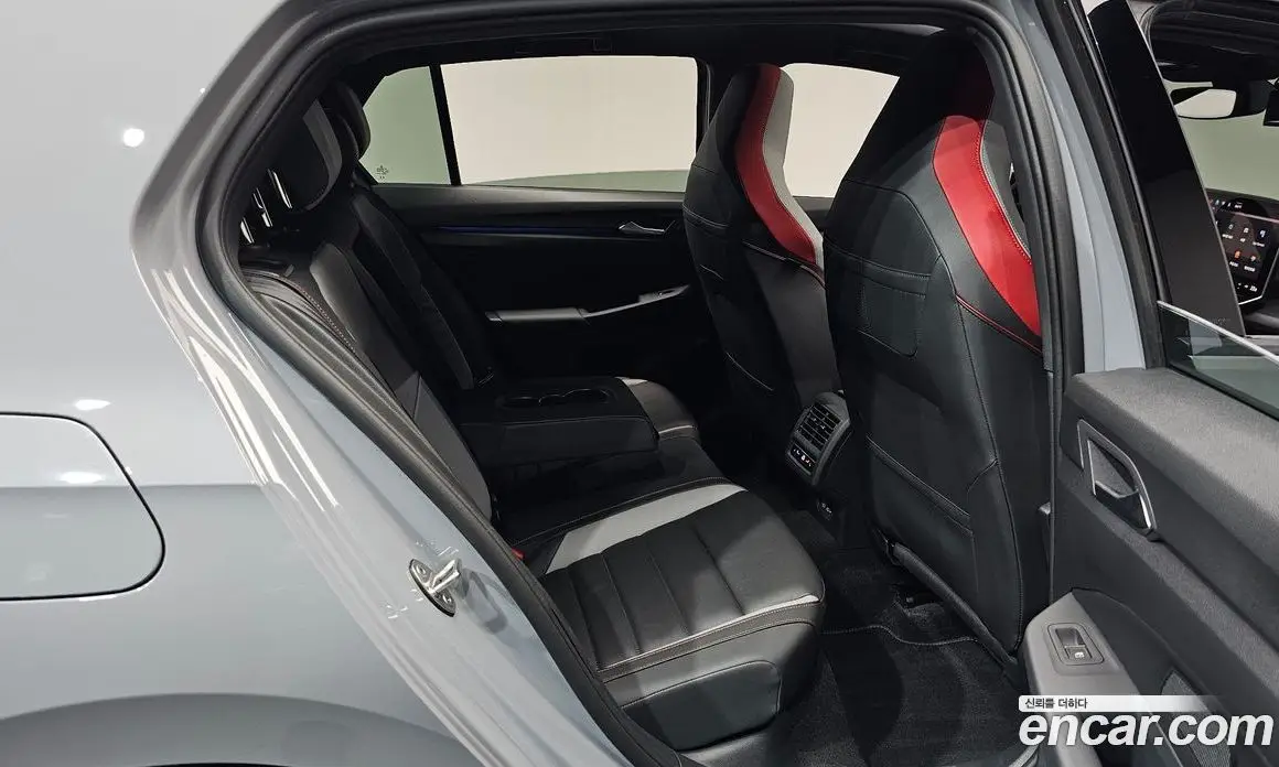 Volkswagen Golf 2026 2.0 автомат (гидро), фото 16