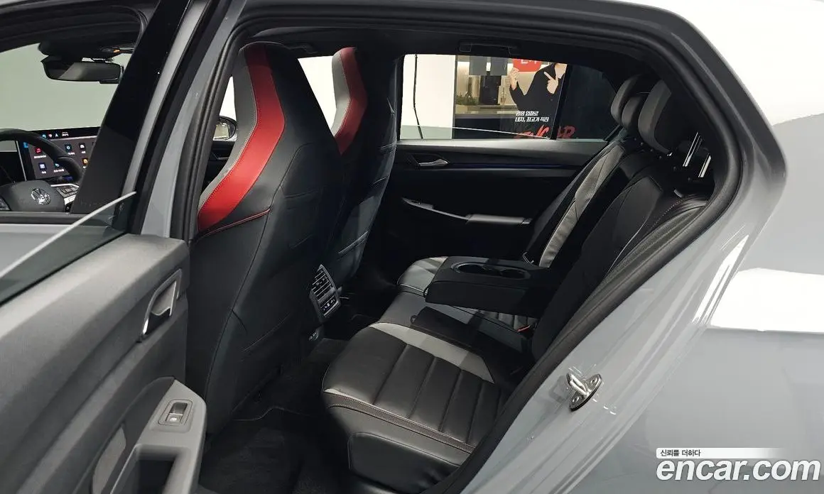 Volkswagen Golf 2026 2.0 автомат (гидро), фото 17