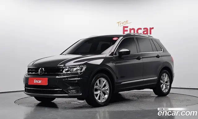 Volkswagen Tiguan 2020 2.0 автомат (гидро), миниатюра 1