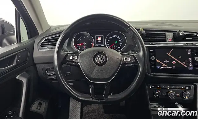 Volkswagen Tiguan 2020 2.0 автомат (гидро), миниатюра 12