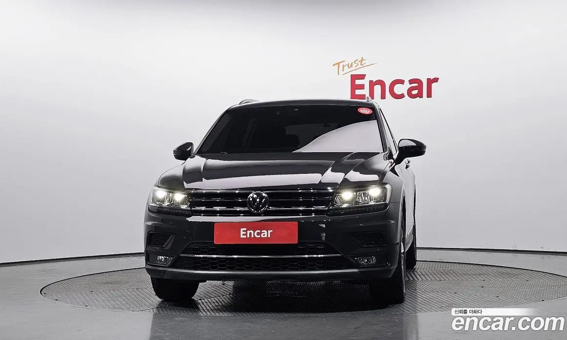 Volkswagen Tiguan 2020 2.0 автомат (гидро), фото 3