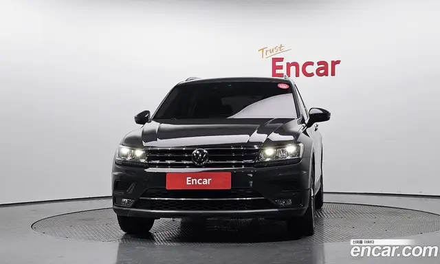 Volkswagen Tiguan 2020 2.0 автомат (гидро), миниатюра 3