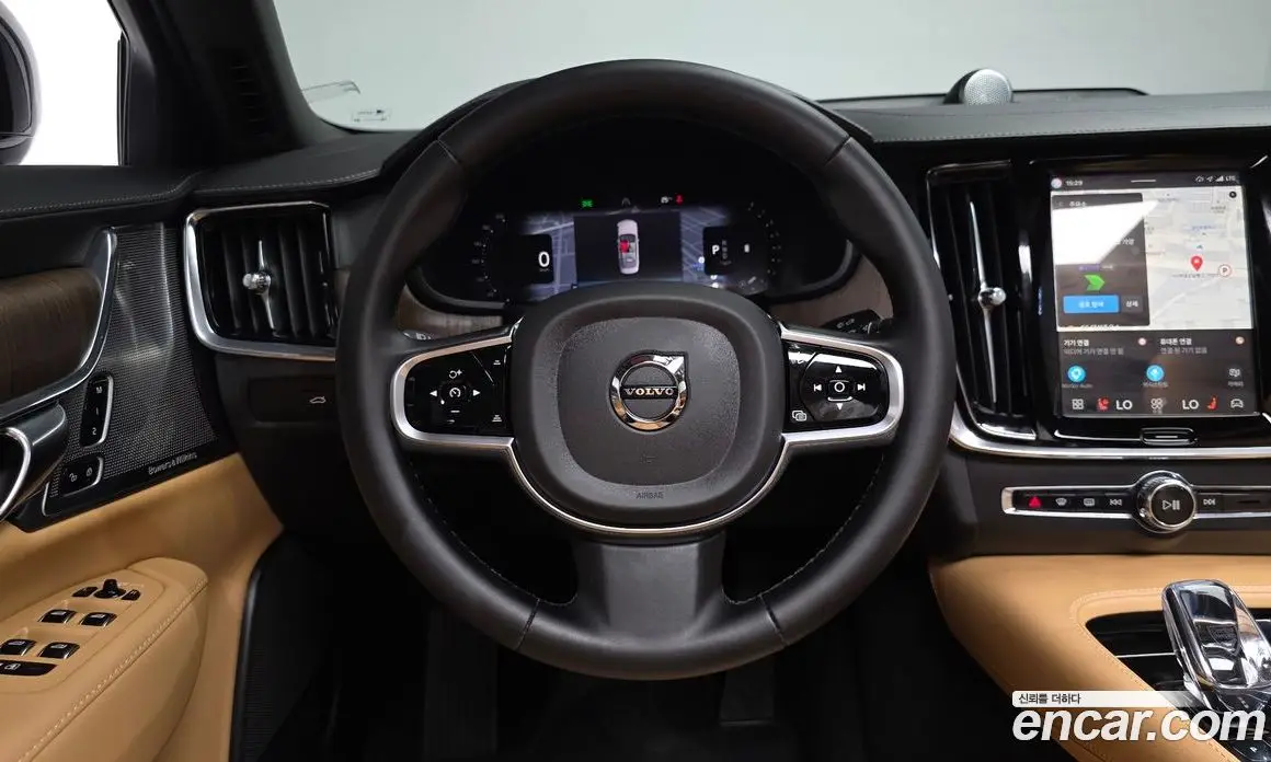 Volvo S90 2024 2.0 автомат (гидро), фото 17