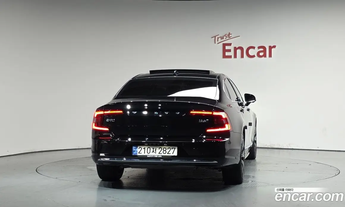 Volvo S90 2024 2.0 автомат (гидро), фото 3