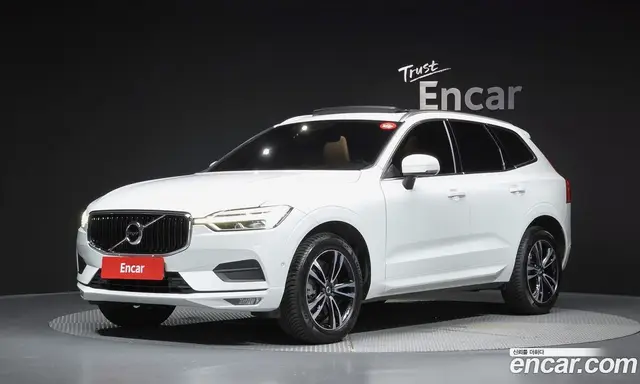 Volvo XC60 2018 2.0 автомат (гидро), миниатюра 1